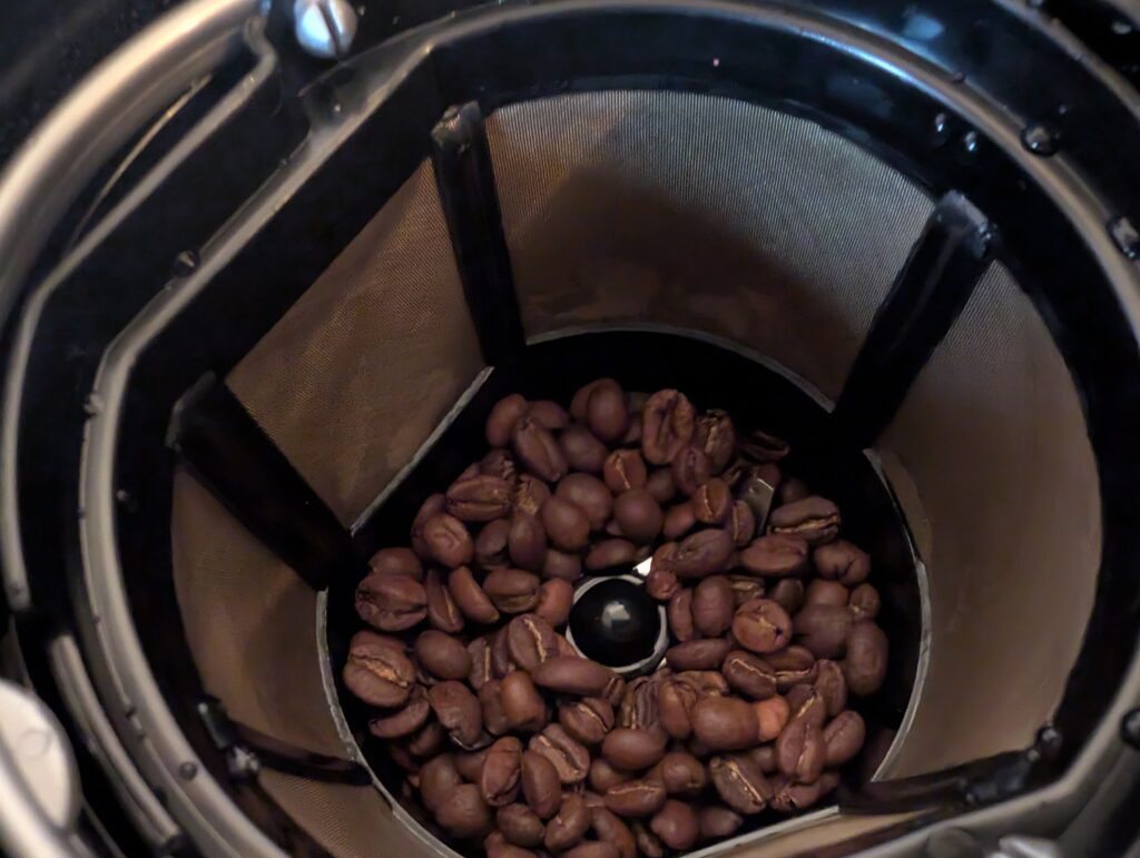 Russell Hobbs Victory Kaffeemaschine mit Mahlwerk Filter mit Bohnen