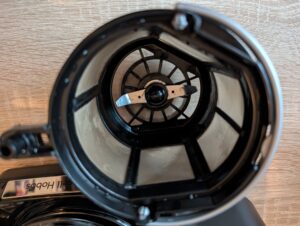 Russell Hobbs Victory Kaffeemaschine mit Mahlwerk Permanentfilter mit Schlagmesser