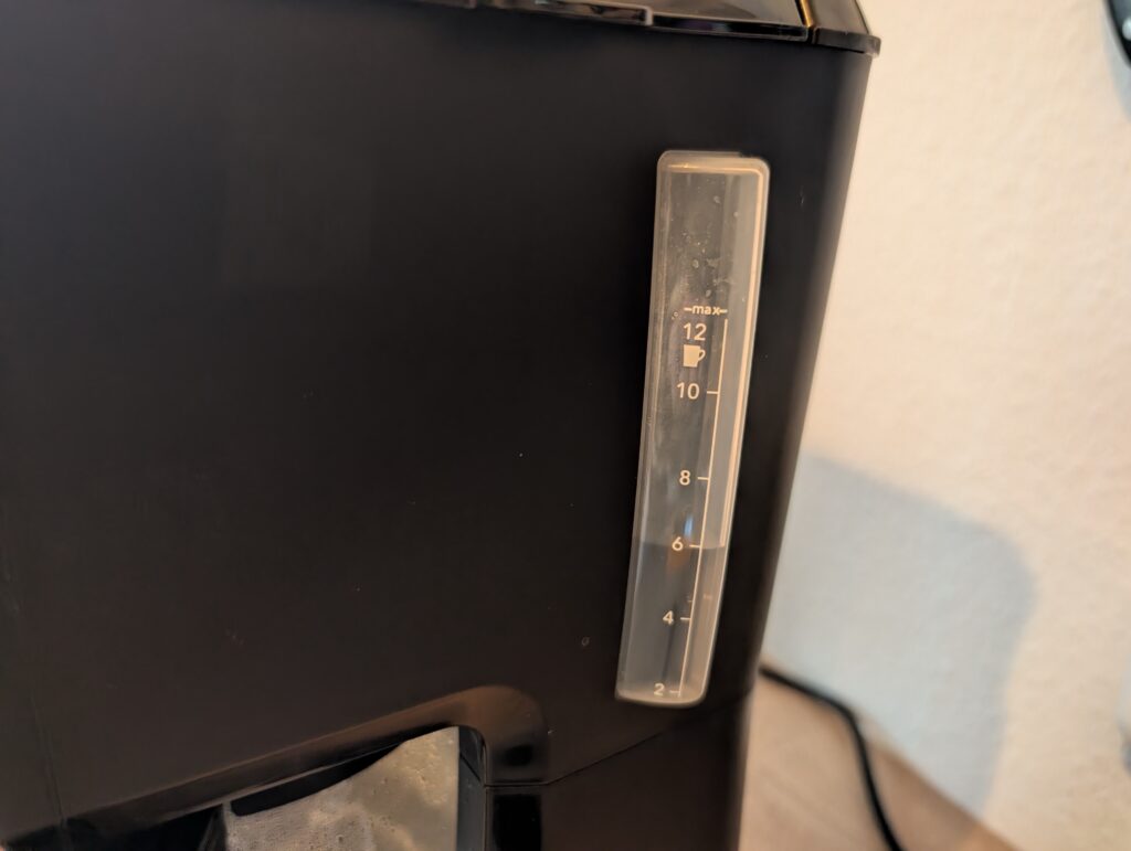 Russell Hobbs Victory Kaffeemaschine mit Mahlwerk Wasserstandanzeige