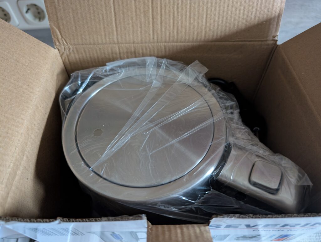 SEVERIN WK3418 Wasserkocher auspacken