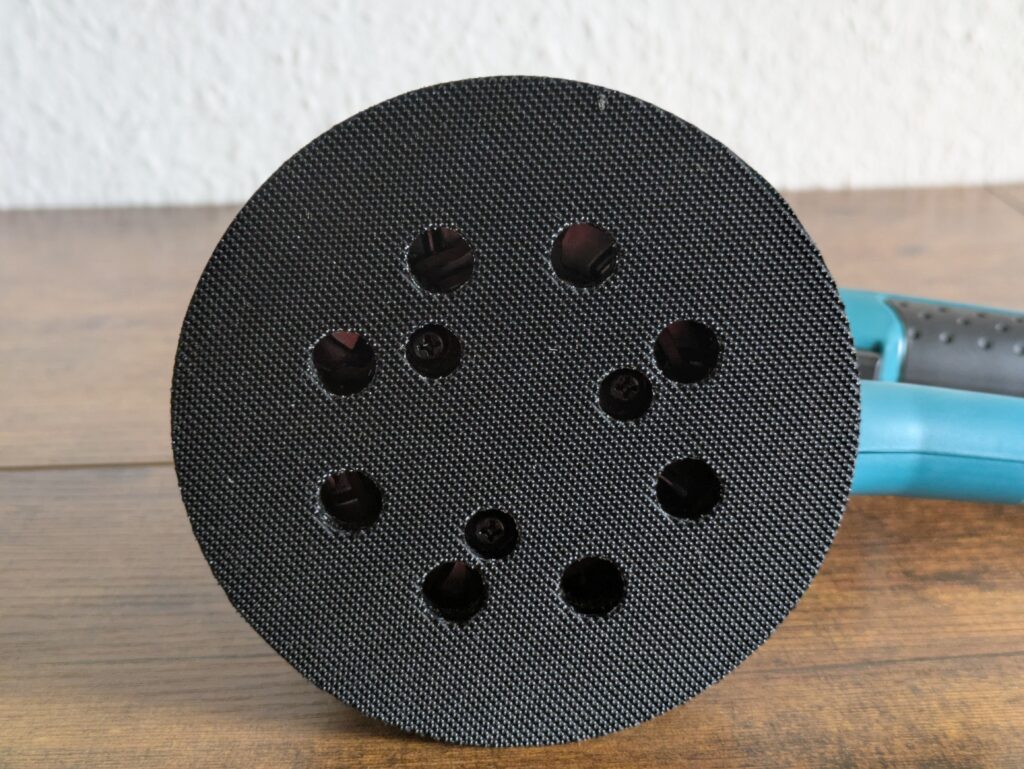 Schleifteller des Makita BO5041 Exzenterschleifers