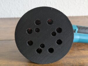 Schleifteller des Makita BO5041 Exzenterschleifers