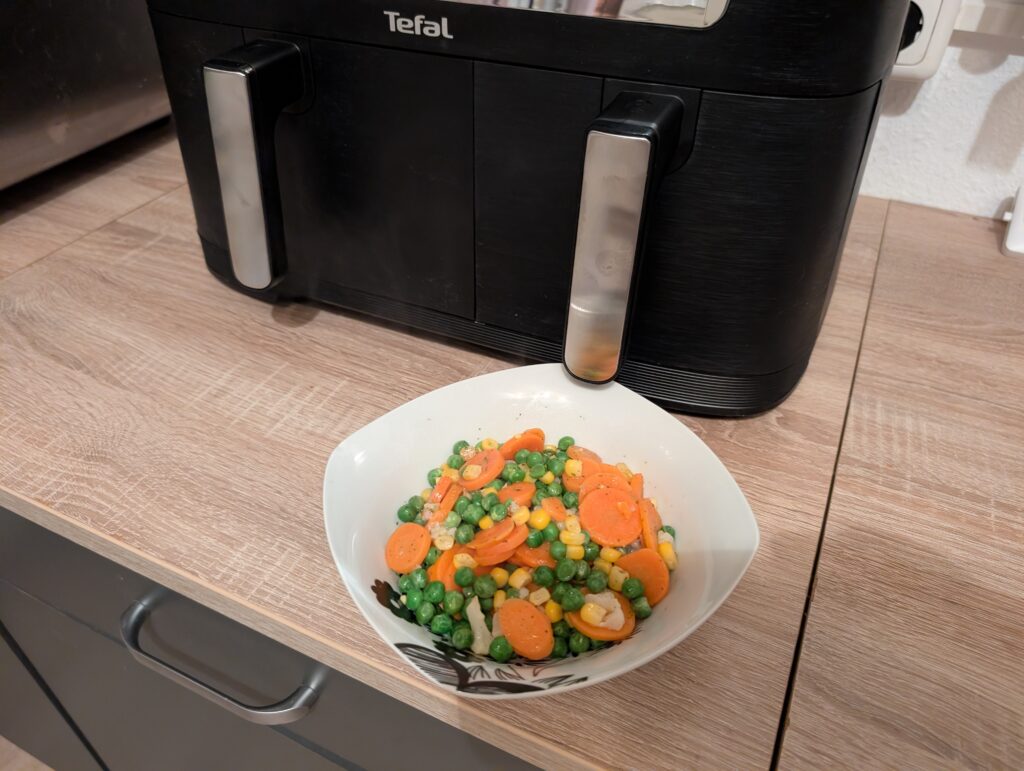 Tefal Dual Easy Fry XXL Heißluftfritteuse Gemüse gegart