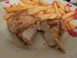 Tefal Dual Easy Fry XXL Heißluftfritteuse Hähnchen aufgeschnitten