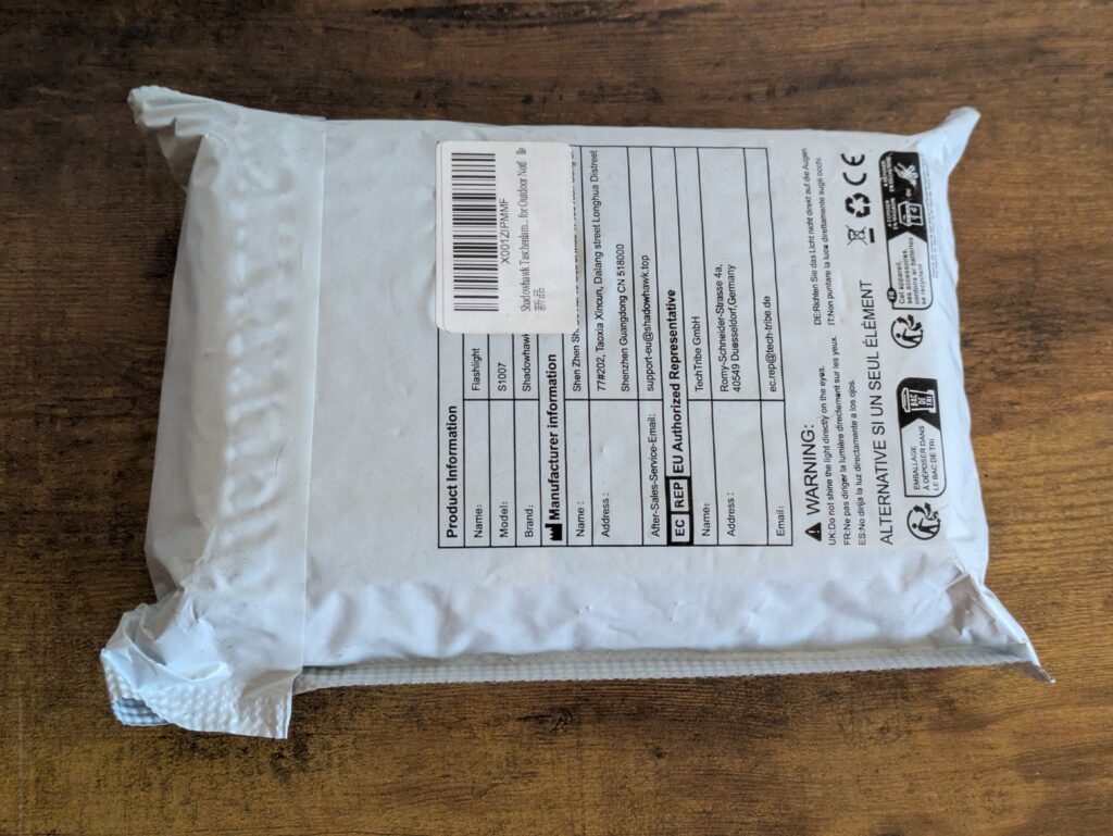 Verpackung der Shadowhawk S1007 Taschenlampe