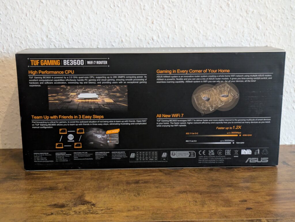 Verpackung des ASUS TUF Gaming BE3600 Routers von unten