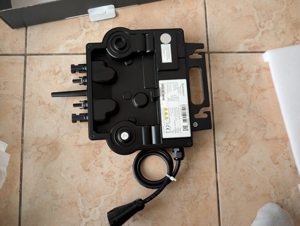 Wechselrichter des Solakon Balkonkraftwerks