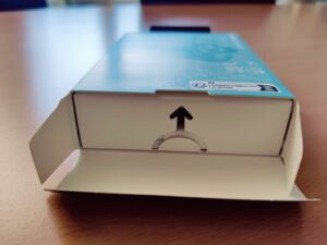 JBL Wave Beam 2 In-Ear-Bluetooth-Kopfhörer Packung von der Seite