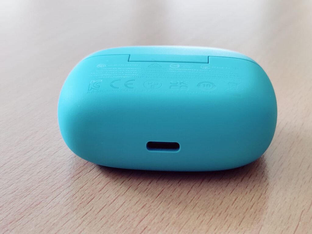 JBL Wave Beam 2 In-Ear-Bluetooth-Kopfhörer Ladeanschluss