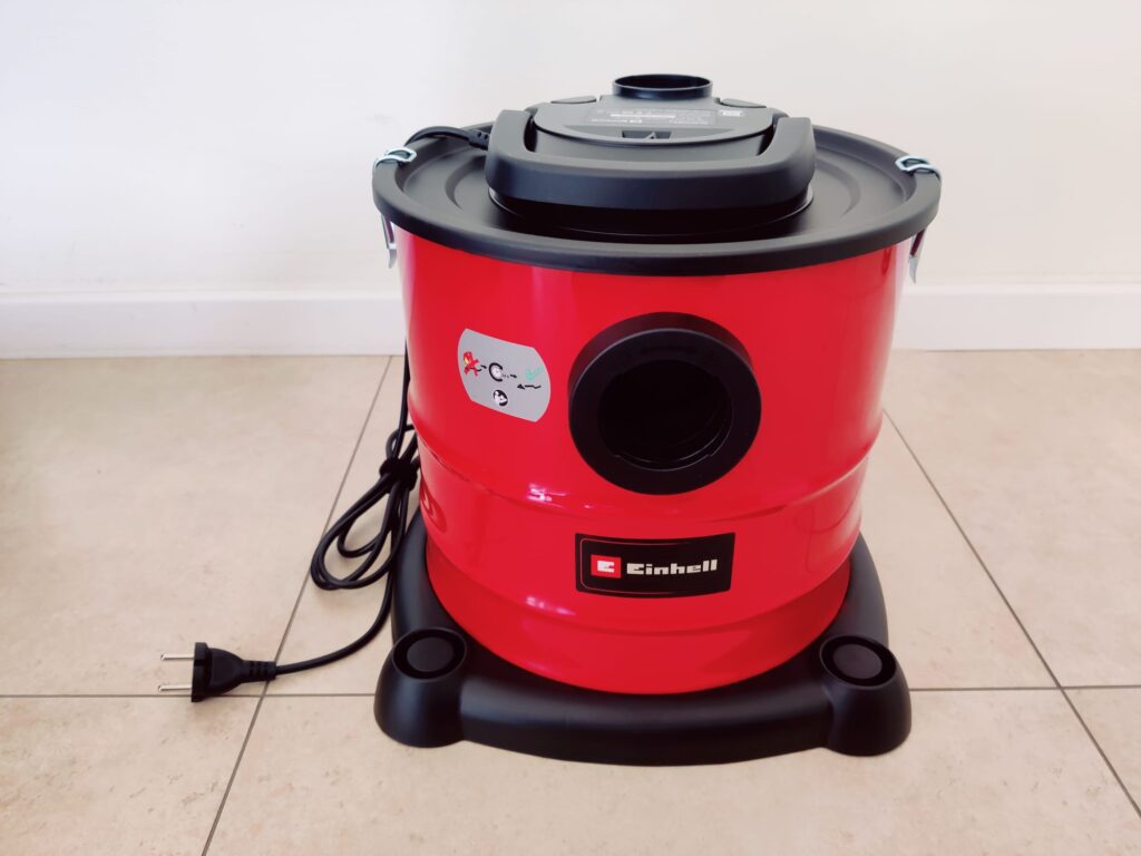 Einhell TC-AV 1720 DW Aschesauger ausgepackt