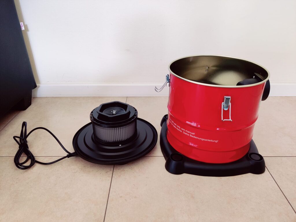 Einhell TC-AV 1720 DW Aschesauger offen mit Deckel