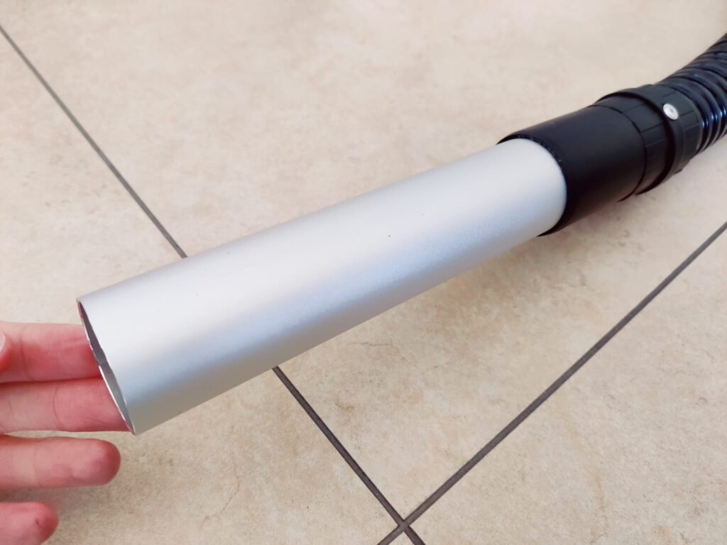 Einhell TC-AV 1720 DW Aschesauger Saugrohr montiert