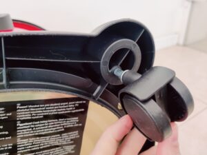 Einhell TC-AV 1720 DW Aschesauger Montage der Rollen