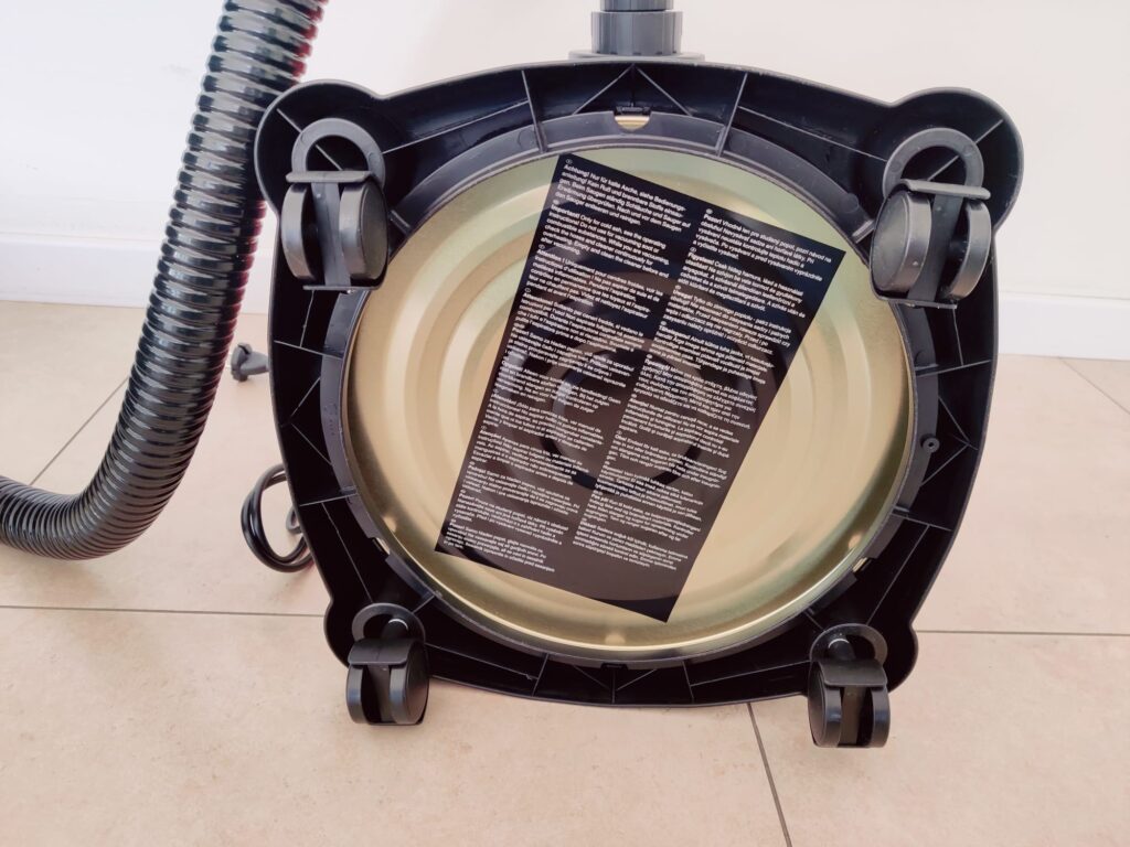 Einhell TC-AV 1720 DW Aschesauger mit Rollen an der Unterseite