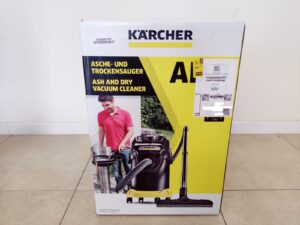 Kärcher AD 4 Premium Aschesauger Umverpackung