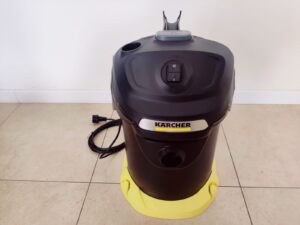 Kärcher AD 4 Premium Aschesauger von vorne