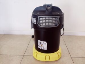 Kärcher AD 4 Premium Aschesauger von hinten