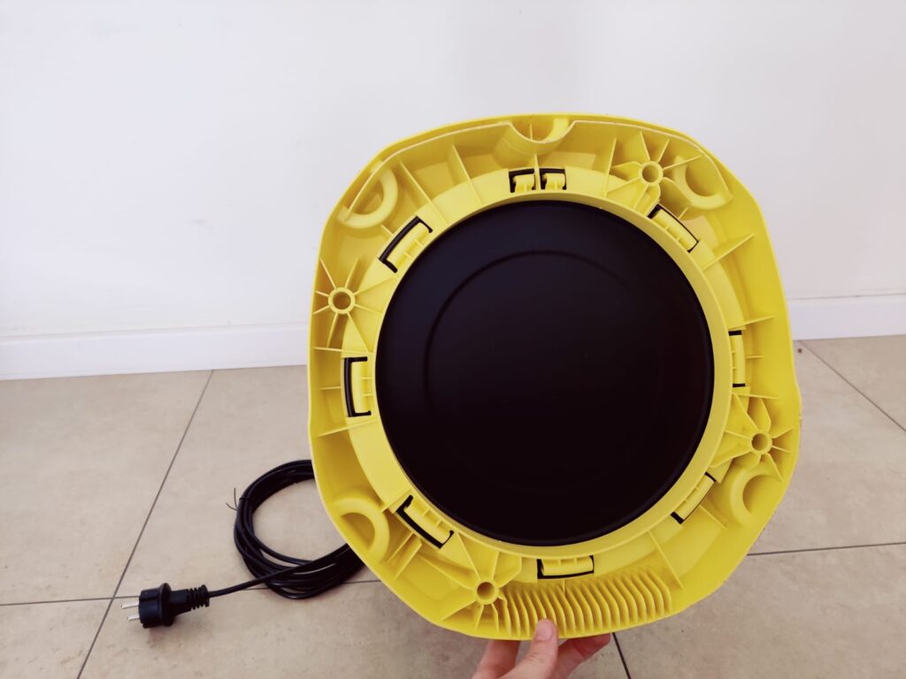 Kärcher AD 4 Premium Aschesauger Unterseite