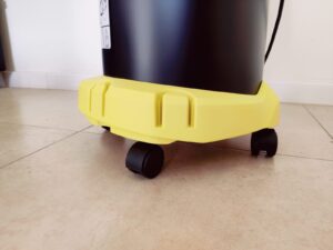 Kärcher AD 4 Premium Aschesauger auf Rollen