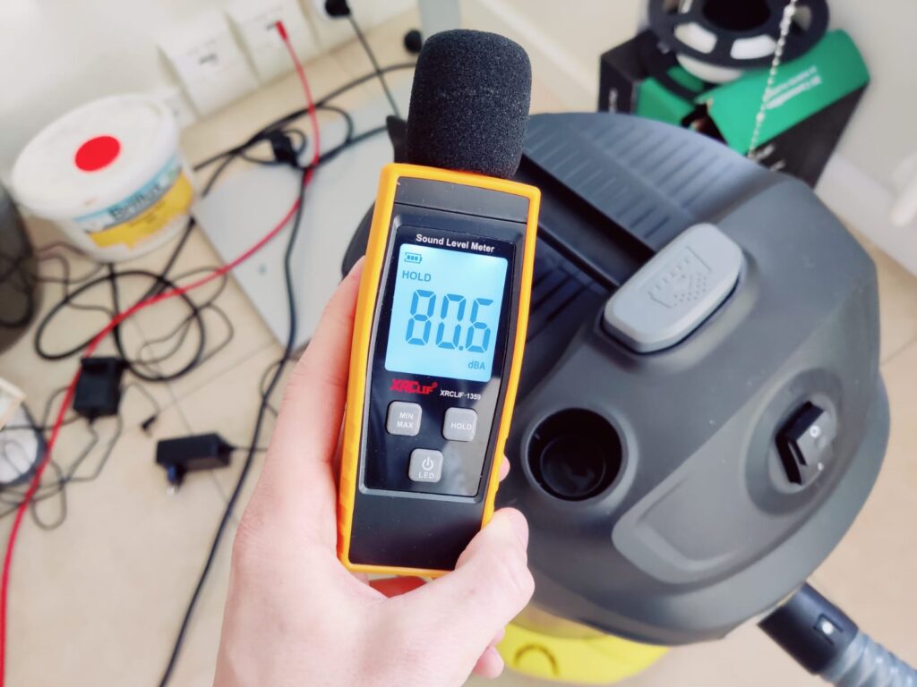 Kärcher AD 4 Premium Aschesauger Lautstärke im Betrieb