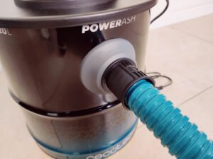 Cecotec Conga Ash 4000 Home Aschesauger Saugschlauch angeschlossen