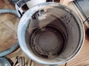 Kärcher AD 4 Premium Aschesauger Behälter geleert