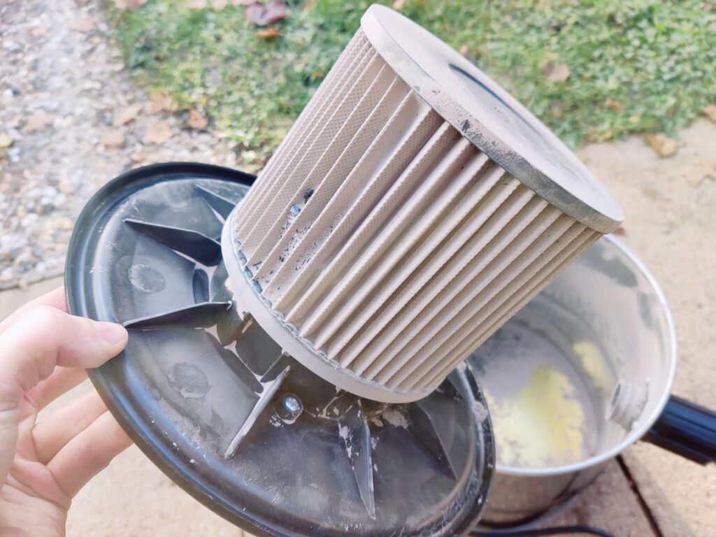 Navaris Aschesauger nach der Nutzung