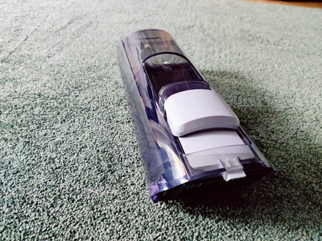 Rowenta X-Clean 10 GZ7540WO Nass-Trockensauger Schmutzwassertank abgenommen