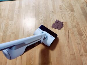 Rowenta X-Clean 10 GZ7540WO Nass-Trockensauger im Einsatz