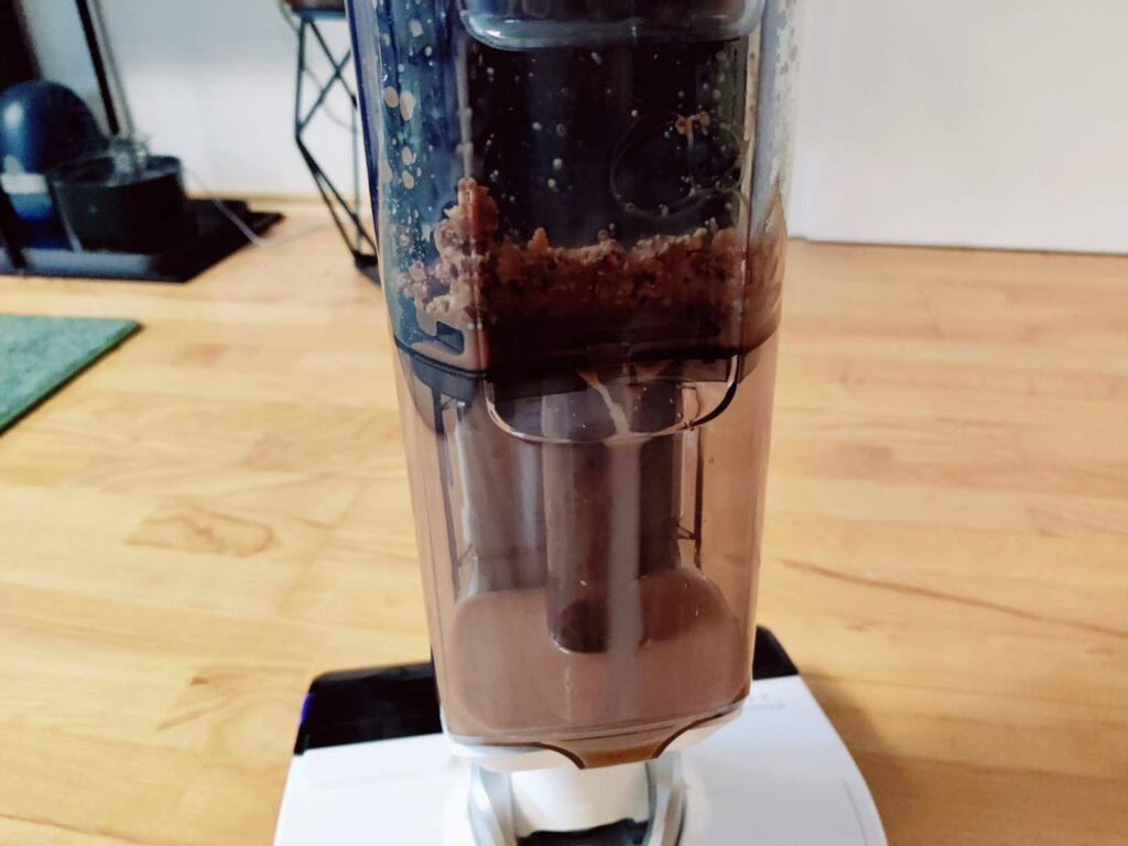 Rowenta X-Clean 10 GZ7540WO Nass-Trockensauger Schmutzwasserbehälter nach Einsatz