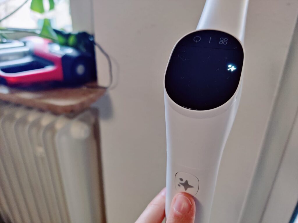 Rowenta X-Clean 10 GZ7540WO Nass-Trockensauger Selbstreinigungssystem