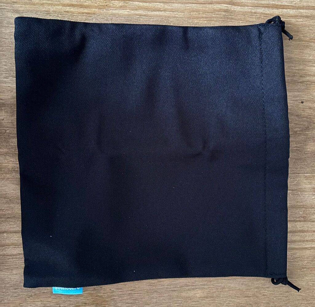 soundcore by Anker Q30 Noise-Cancelling-Kopfhörer Etui