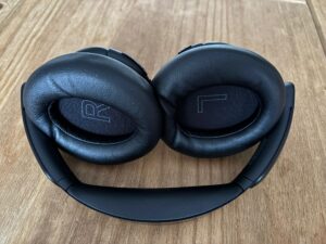 soundcore by Anker Q30 Noise-Cancelling-Kopfhörer Ohrmuscheln von innen