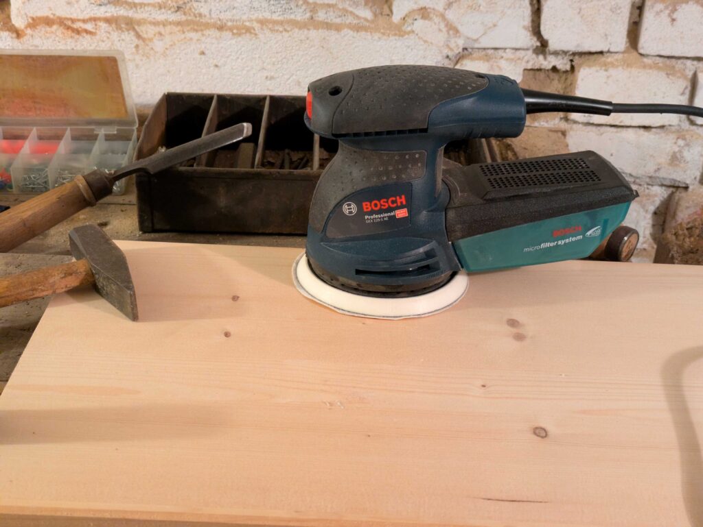 Bosch Professional GEX 125-1 AE Exzenterschleifer (4)