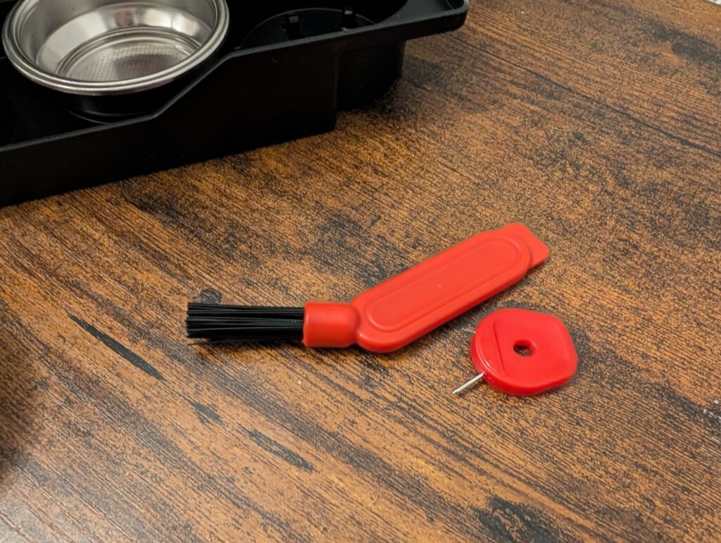 Bürste der Krups Precision XP801T Siebträgermaschine