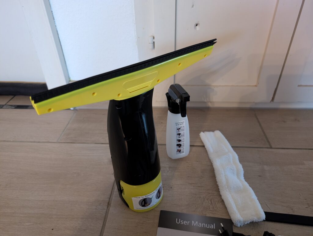 EAVE-Fenstersauger mit Saugaufsatz