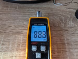 Krups KM8328 Grind Aroma Kaffeemaschine mit Mahlwerk Lautstärke beim Mahlen