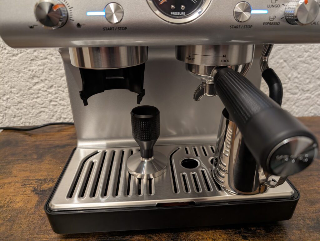 Krups Precision XP801T Siebträgermaschine in der Nahansicht