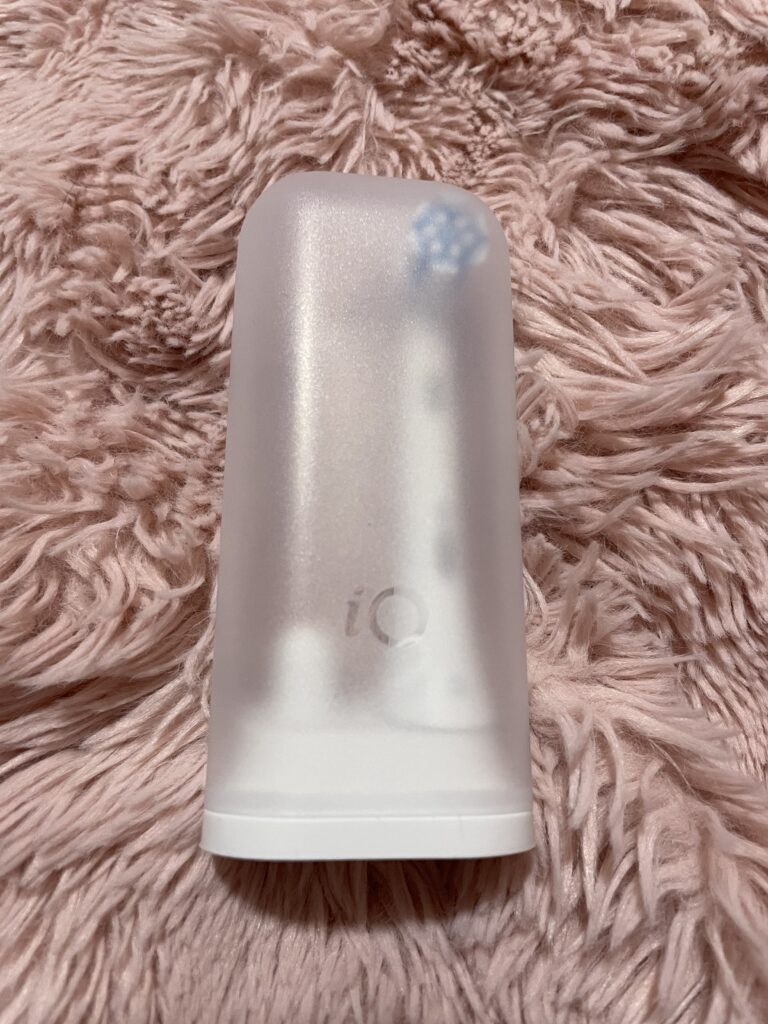 Oral-B iO Series 2 Zahnbürste Etui mit Bürste