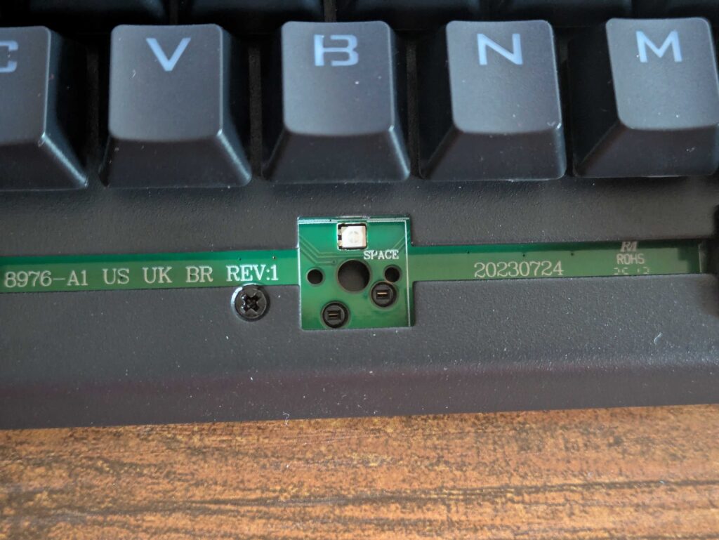 Leertaste der Redragon K580 VATA Gaming-Tastatur