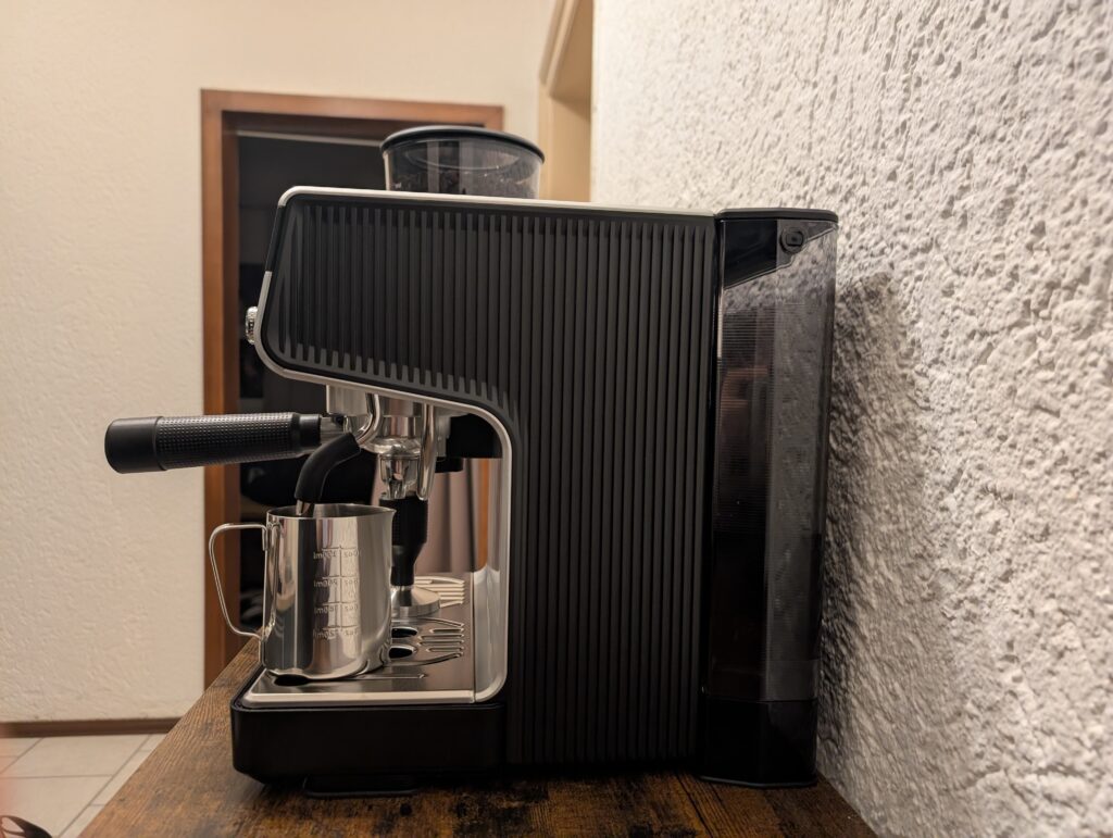 Profil der Krups Precision XP801T Siebträgermaschine