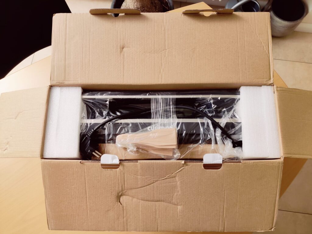 Cusimax CMRC-300 Raclette Verpackung von oben