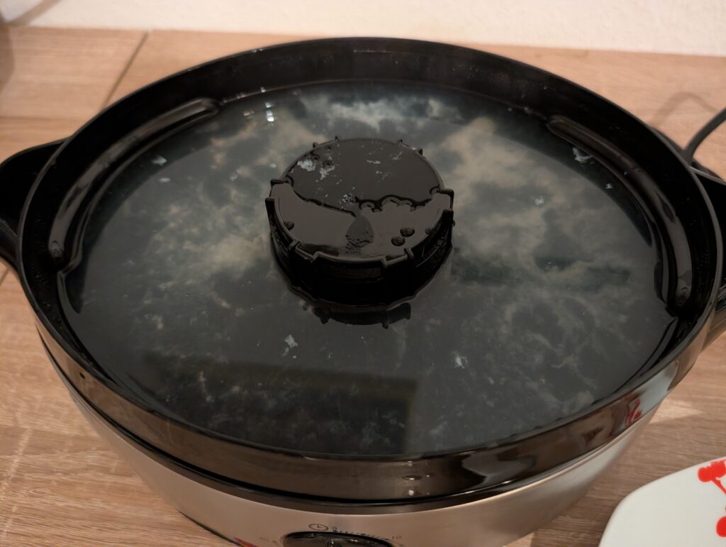 Aigostar-Dampfgarer Wassertank nach der Nutzung