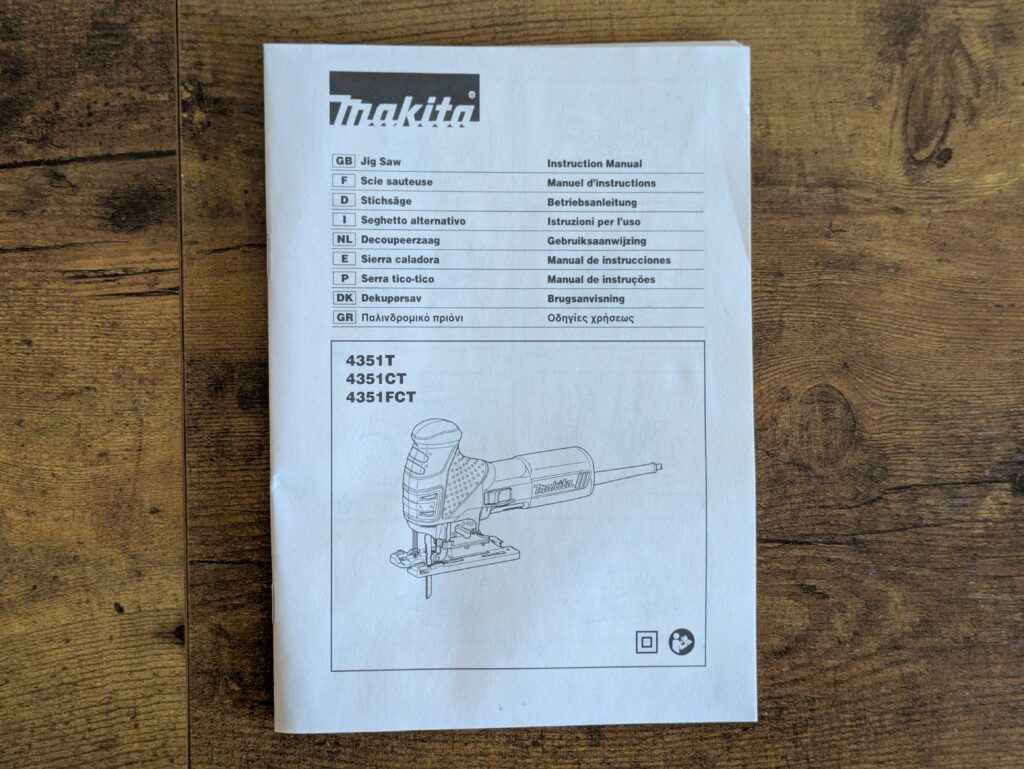 Anleitung der Makita 4351 FCTJ Stichsäge