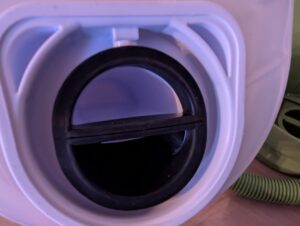 BISSELL Little Green Waschsauger Schmutzwassertank von unten