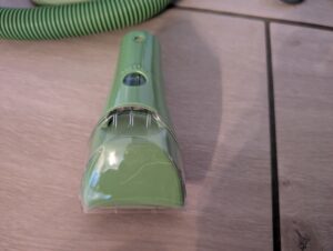 BISSELL Little Green Waschsauger Teppichbürste von oben