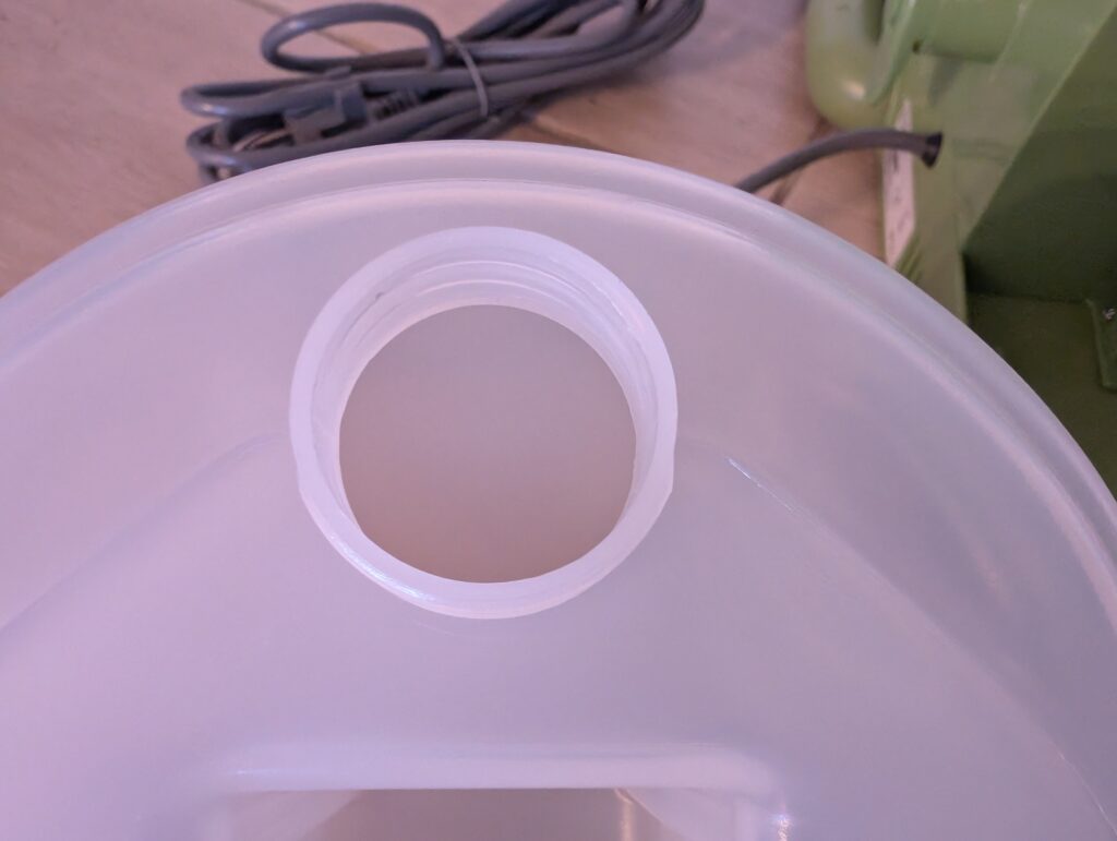 BISSELL Little Green Waschsauger Wassertank offen