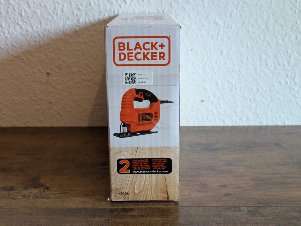 BLACK+DECKER KS501-QS Stichsäge Verpackung von links