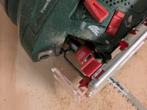 Bosch PST 900 PEL Stichsäge mit Sägeblatt (2)