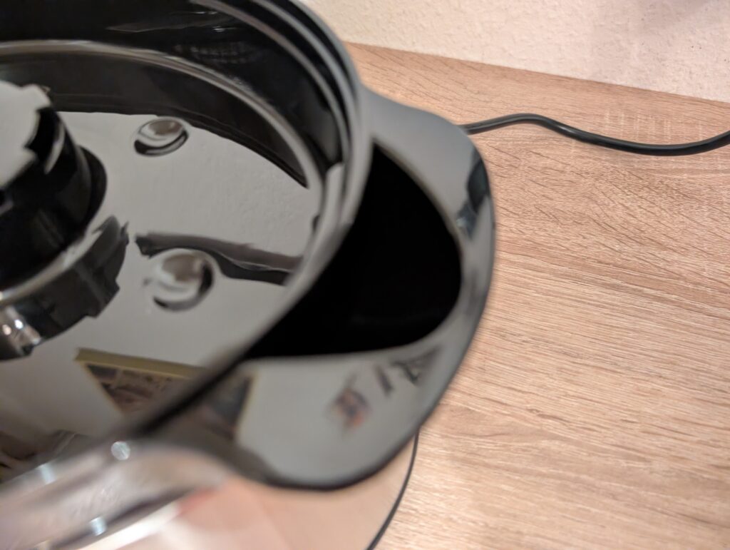 Clatronic DG 3547 Dampfgarer Nachfüllöffnung